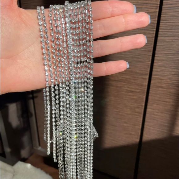 Shine Long Tassel Crystal Hairpin - Picture 6 of 11